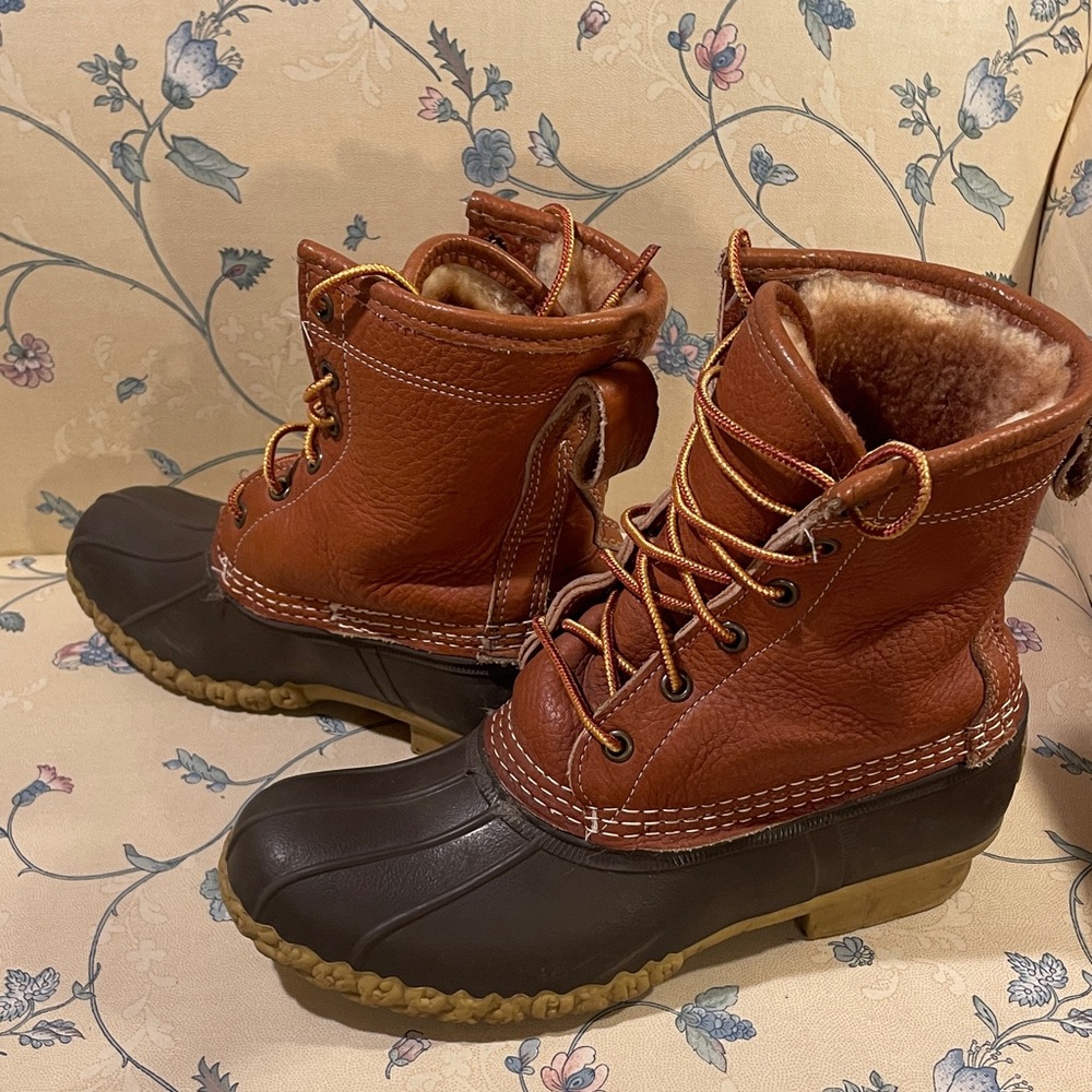 Genuine Shearling Bean Boots